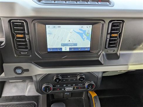 Used 2022 Ford Bronco Badlands image 23