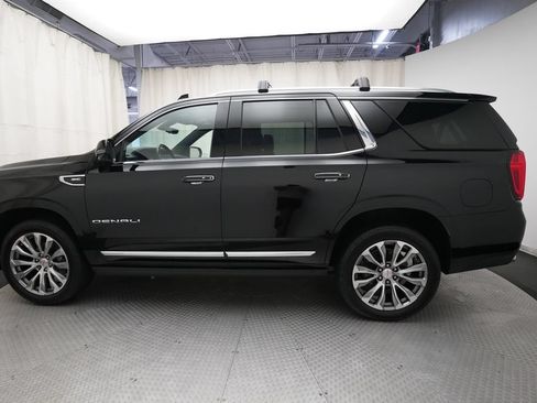 Used 2021 GMC Yukon Denali w/ Denali Premium Package AWD/4WD image 24