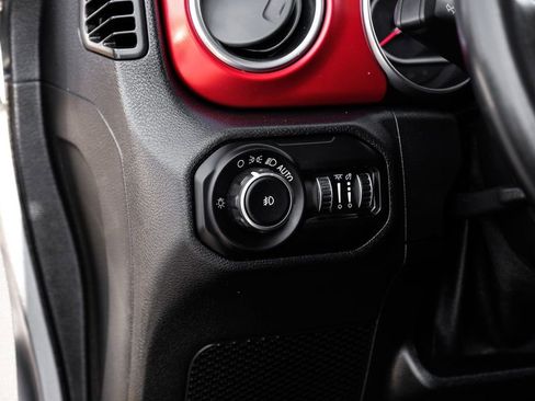 Used 2020 Jeep Wrangler Unlimited Rubicon image 27