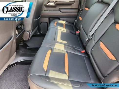 Used 2023 GMC Sierra 1500 AT4 w/ AT4 Premium Package AWD/4WD image 29
