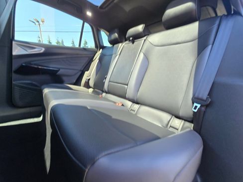 Used 2023 Volkswagen ID.4 Pro S RWD image 17