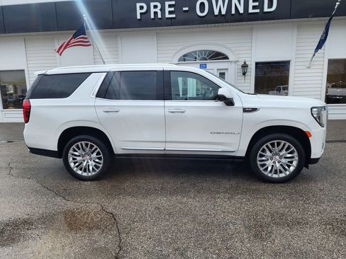 Certified 2023 GMC Yukon Denali w/ Denali Reserve Package image 4