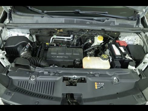 Used 2019 Chevrolet Trax LS FWD image 17