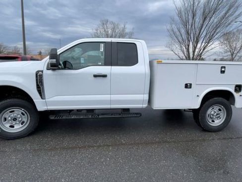 New 2026 Ford F350 XL w/ XL Chrome Package image 5