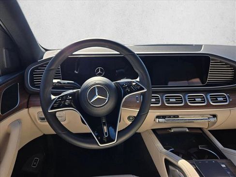 Certified 2025 Mercedes-Benz GLE 350 4MATIC image 17