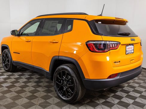 New 2026 Jeep Compass Latitude image 15