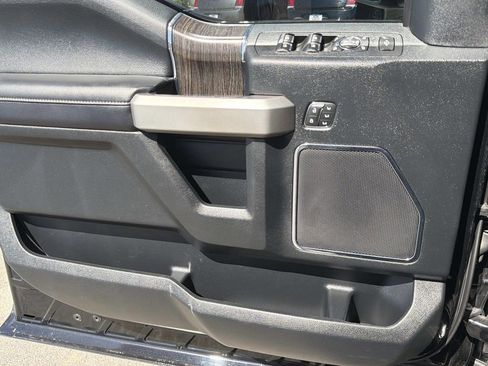 Certified 2020 Ford F250 Lariat w/ Tremor Off-Road Package image 20