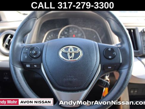 Used 2014 Toyota RAV4 LE FWD image 25