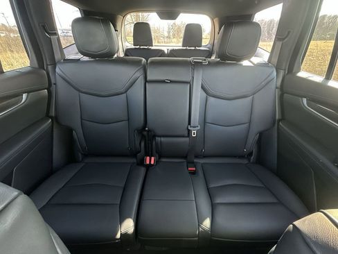 Used 2023 Cadillac XT6 Sport w/ Technology Package AWD/4WD image 22