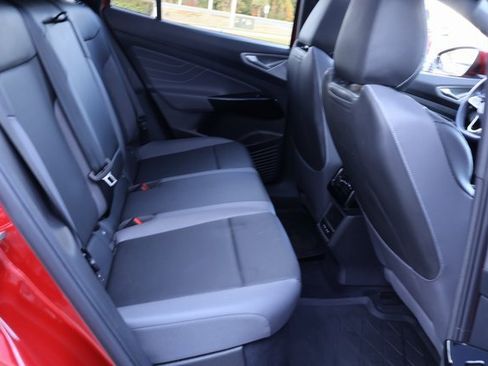 Certified 2024 Volkswagen ID.4 Pro S image 18