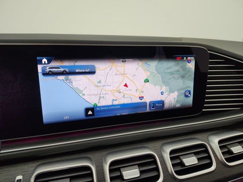 Certified 2026 Mercedes-Benz GLS 450 4MATIC image 9