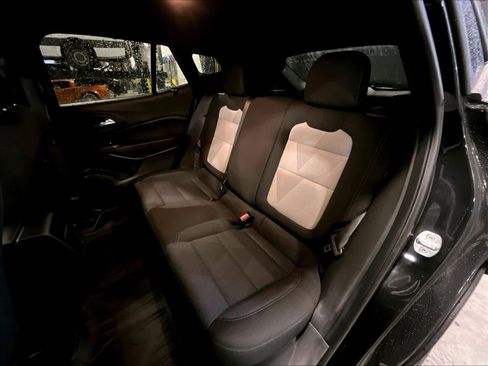 Used 2024 Chevrolet Trax RS image 15