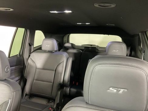 New 2026 Buick Enclave Sport Touring w/ Power Package AWD/4WD image 37