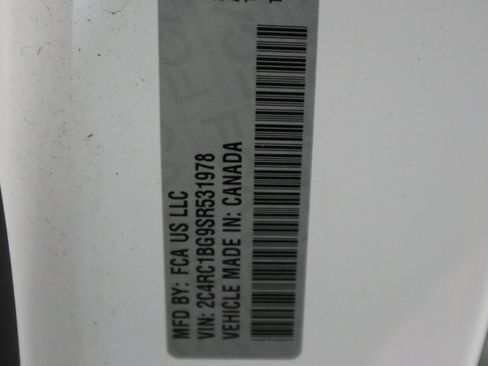 Used 2025 Chrysler Pacifica Select FWD image 36