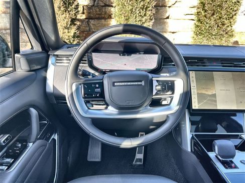 New 2026 Land Rover Range Rover Long Wheelbase SE image 22