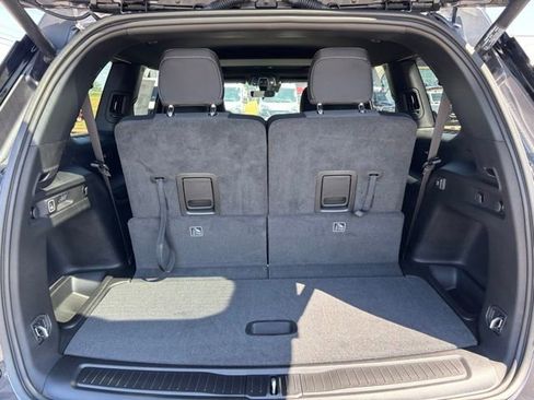 New 2026 Jeep Grand Cherokee L Laredo RWD image 11