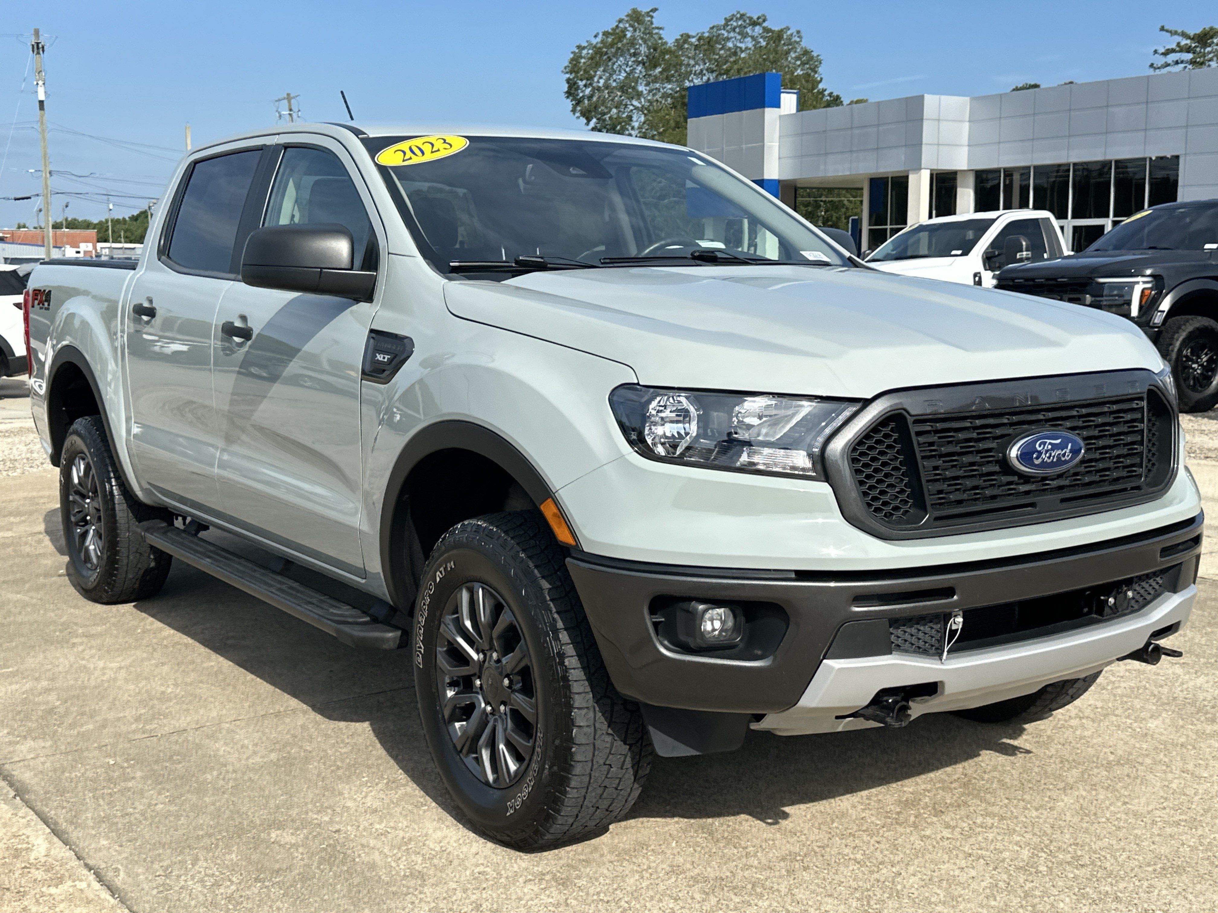 Used 2023 Ford Ranger XLT w/ Equipment Group 301A Mid AWD/4WD image 3