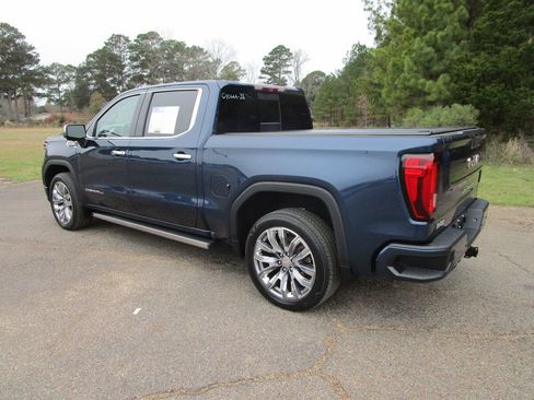 Used 2023 GMC Sierra 1500 Denali w/ Denali Reserve Package image 3