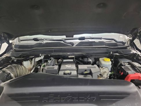 Used 2021 RAM 2500 Laramie image 33