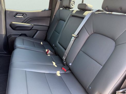 New 2026 GMC Canyon Elevation w/ Convenience Package RWD image 20