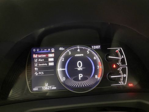 Used 2023 Lexus ES 350 w/ Premium Package image 33