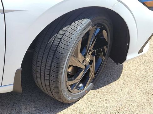 New 2026 Hyundai Elantra SEL Sport image 5