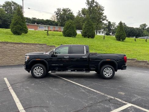 Used 2022 GMC Sierra 2500 Denali w/ Technology Package AWD/4WD image 6
