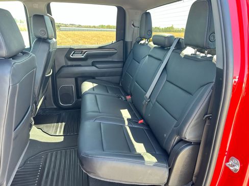 Used 2025 Chevrolet Silverado 1500 LT image 22