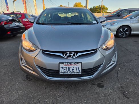 Used 2014 Hyundai Elantra SE w/ Option Group 02 FWD image 6
