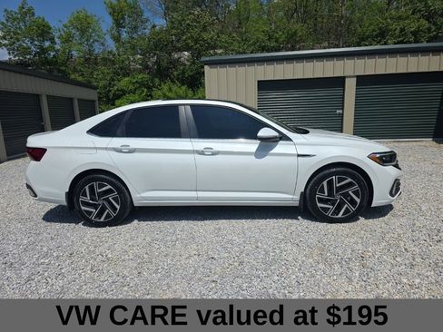 Used 2023 Volkswagen Jetta SEL FWD image 8