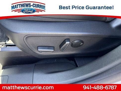 New 2025 Ford Escape SE w/ PHEV Premium Package image 11