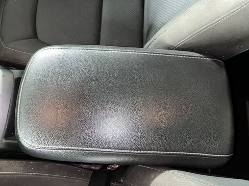 Used 2022 Chevrolet Colorado LT w/ Fleet Safety Package RWD image 22