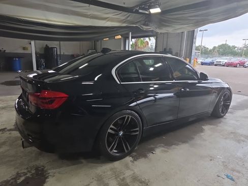 Used 2017 BMW 340i xDrive Sedan w/ Driver Assistance Package AWD/4WD image 10