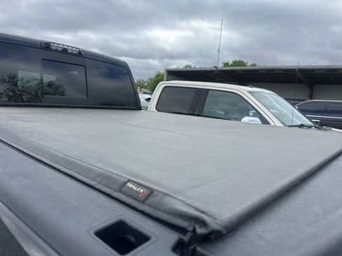 Used 2018 RAM 2500 Laramie w/ Sport Appearance Group AWD/4WD image 15