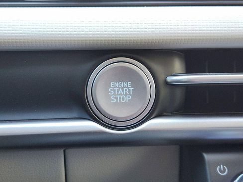 New 2026 Hyundai Tucson SE image 19