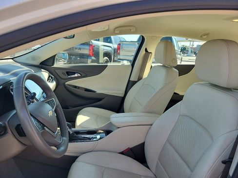 Used 2024 Chevrolet Malibu LT FWD image 15