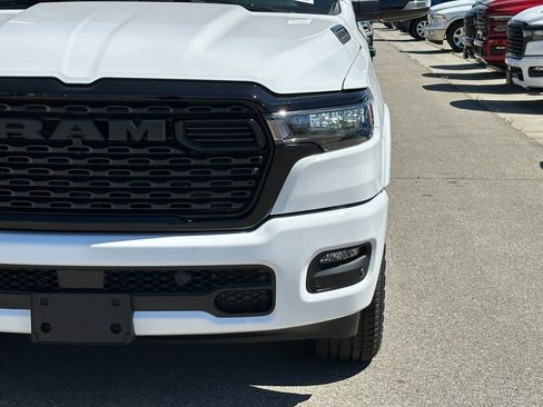 New 2026 RAM 1500 4x4 Crew Cab image 9