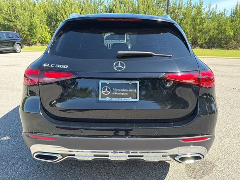 Used 2025 Mercedes-Benz GLC 300 image 27