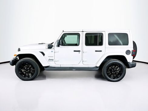 Used 2023 Jeep Wrangler Sahara image 4