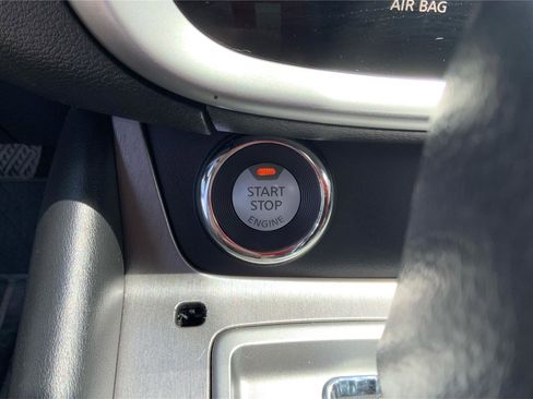 Used 2022 Nissan Murano S AWD/4WD image 33