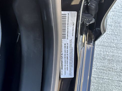 Used 2018 Maserati Ghibli image 27