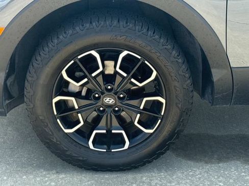 Used 2022 Hyundai Santa Cruz SEL w/ Activity Package FWD image 5
