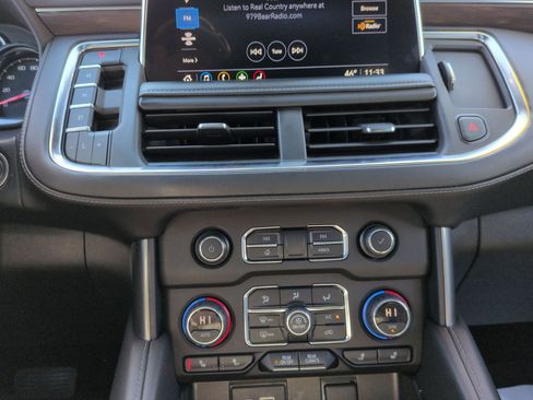 Used 2021 Chevrolet Tahoe LT image 13