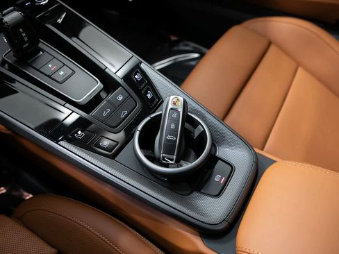 New 2026 Porsche 911 Carrera 4S image 24