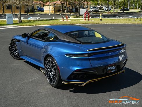 Used 2023 Aston Martin DBS Coupe RWD image 53