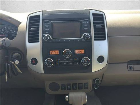 Used 2015 Nissan Frontier SV w/ SV Value Truck Package image 13