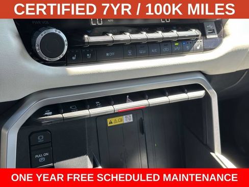 Used 2023 Toyota Tundra Capstone AWD/4WD image 22