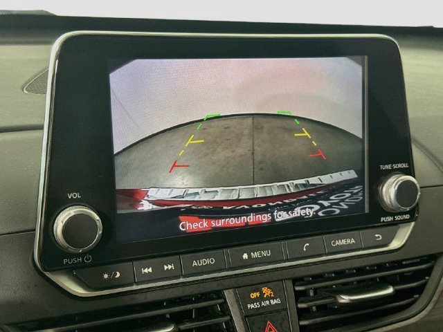 Used 2023 Nissan Altima 2.5 SV FWD image 13