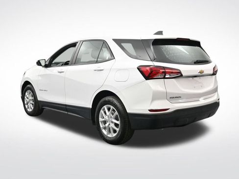 Used 2024 Chevrolet Equinox LS image 3