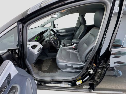 Used 2019 Chevrolet Bolt Premier w/ Infotainment Package FWD image 13